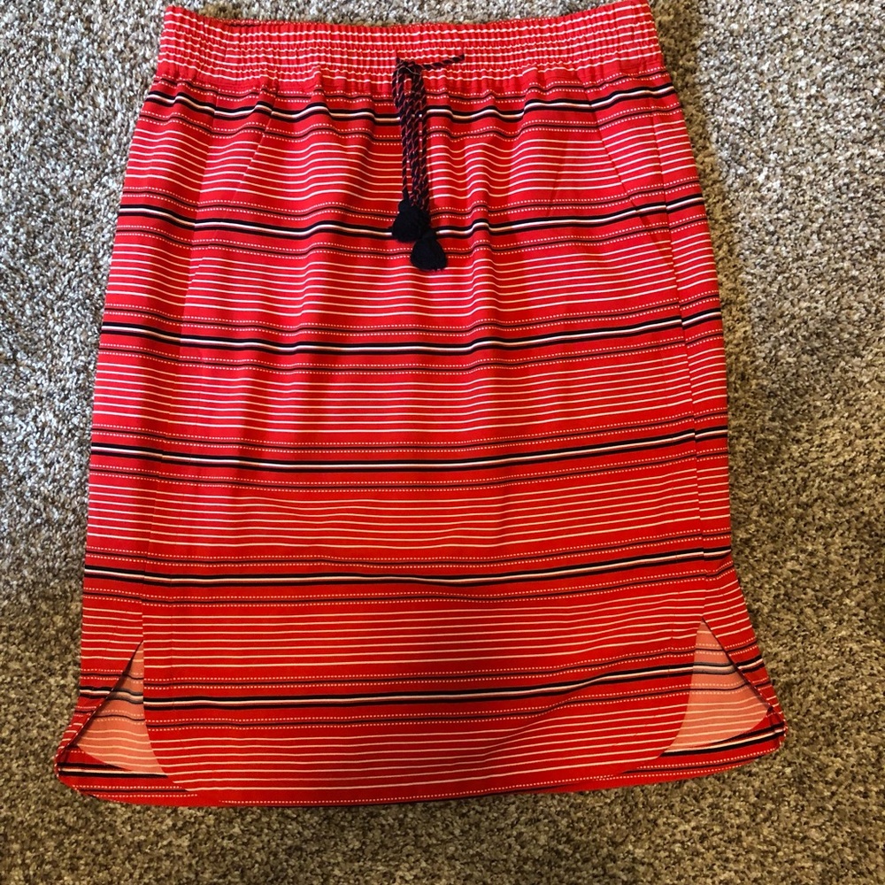Loft red and navy striped skirt size small
